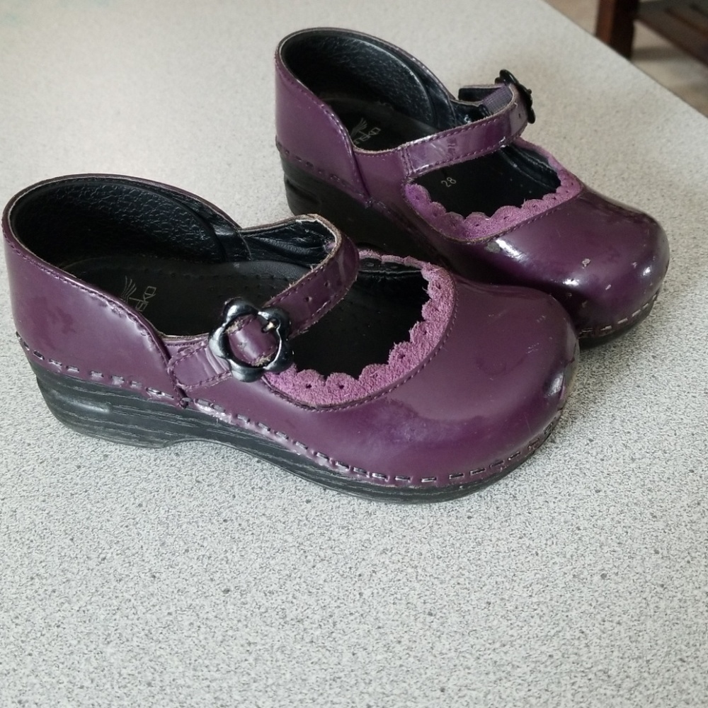 Kids 28 Jill Mary Jane Dansko purple shoes